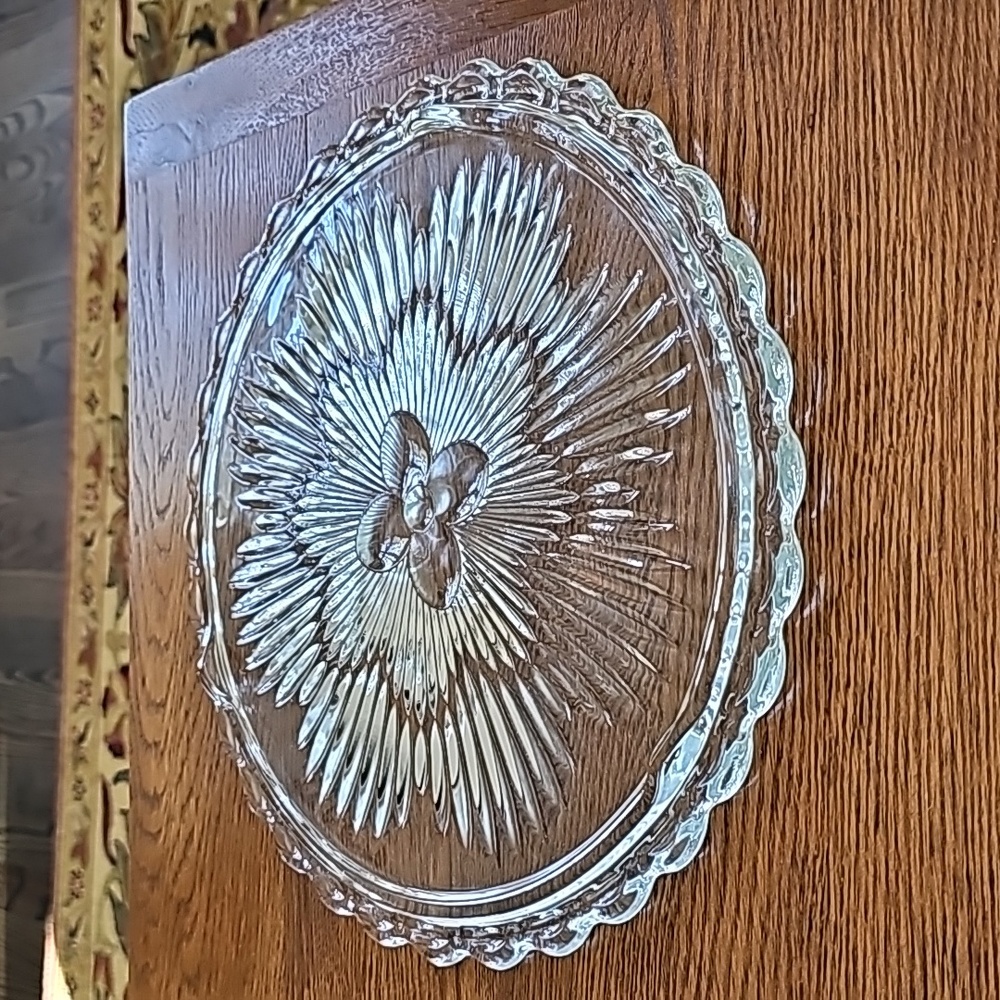 Vintage Mid-Century never used crystal glass cake plate 11 1/4"